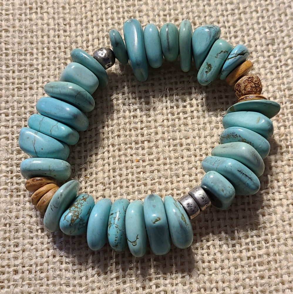 Silpada Howlite Stretch Bracelet
